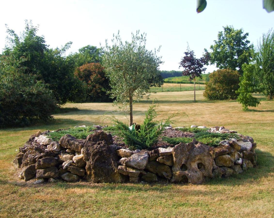 La Rocheraie Chambre D'Hote Bed and Breakfast Sainte-Eulalie-d'Eymet Esterno foto